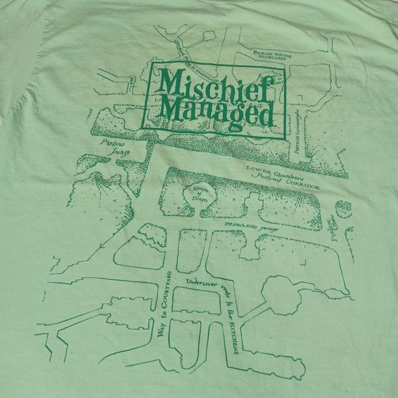 Harry Potters Wizarding World Mischief Managed XL T Shirt Green Loot Wear Magic - Picture 2 of 7